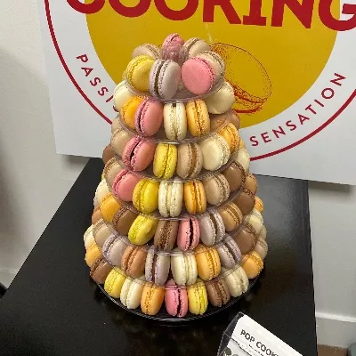 pyramide-de-macarons